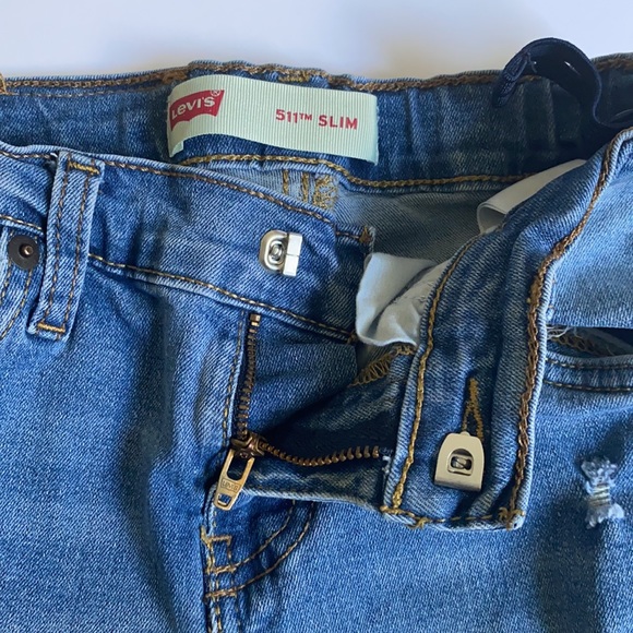 Levi’s Shorts - Picture 7 of 7